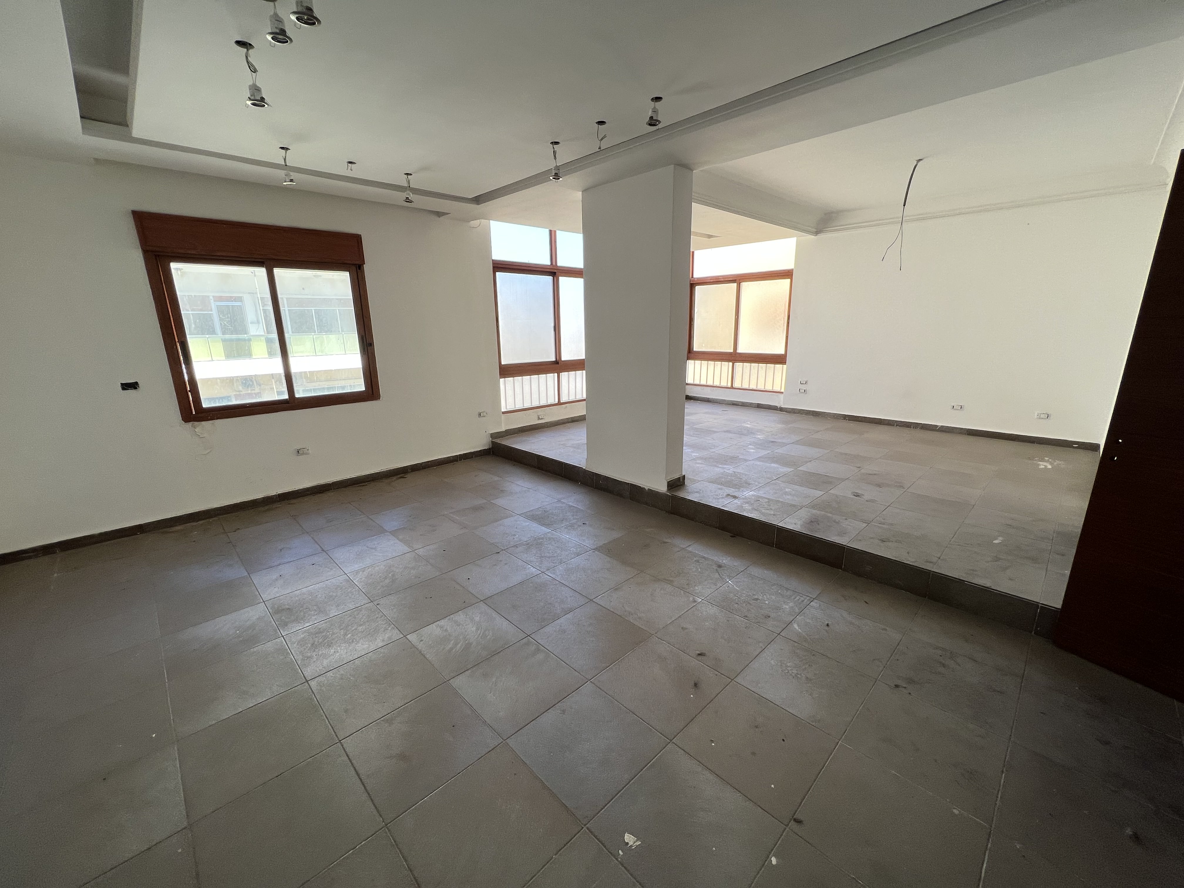 SmoothMove - Luxury Residential Properties for Sale and Rent