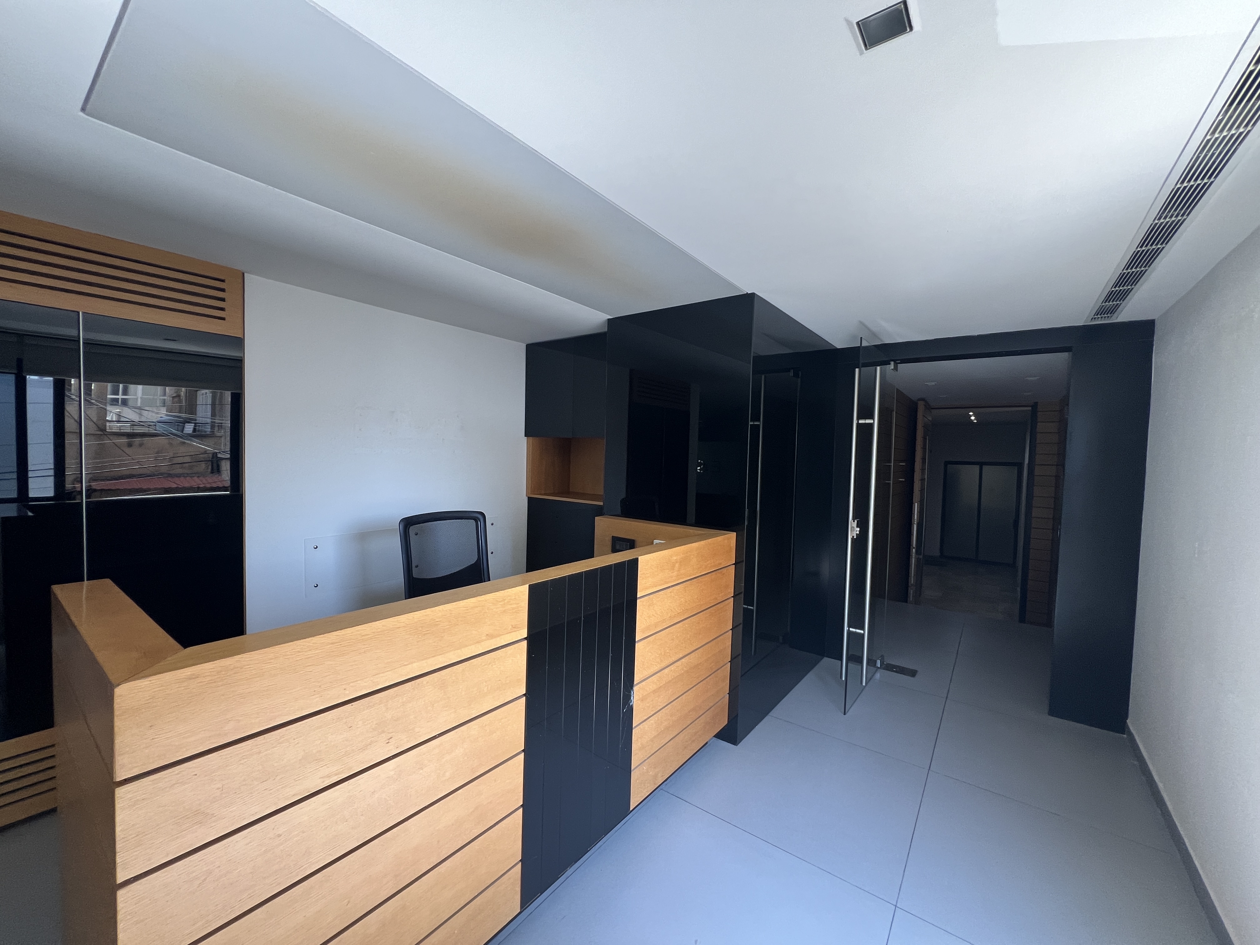 Home in Metric Way