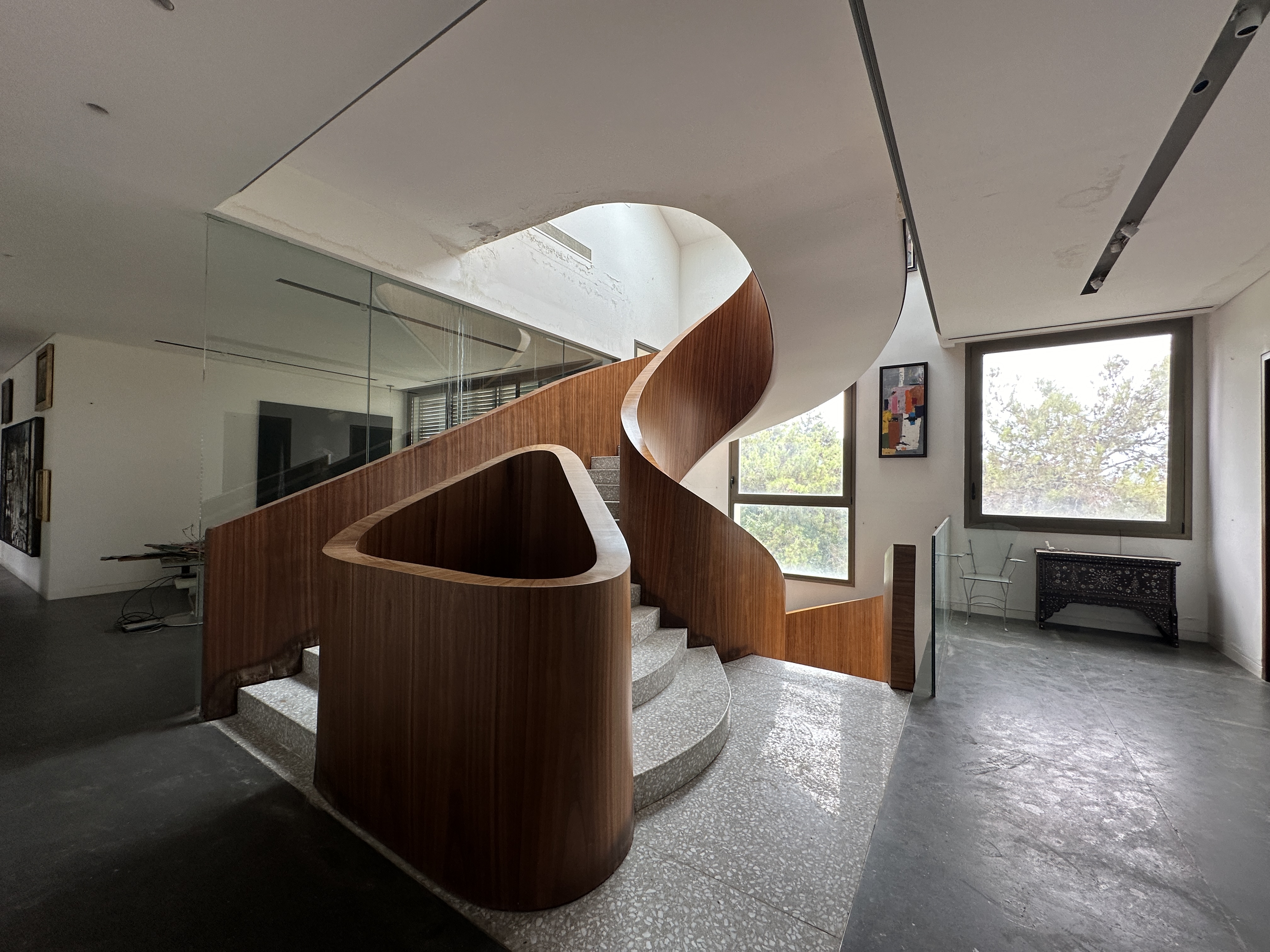 Home in Metric Way