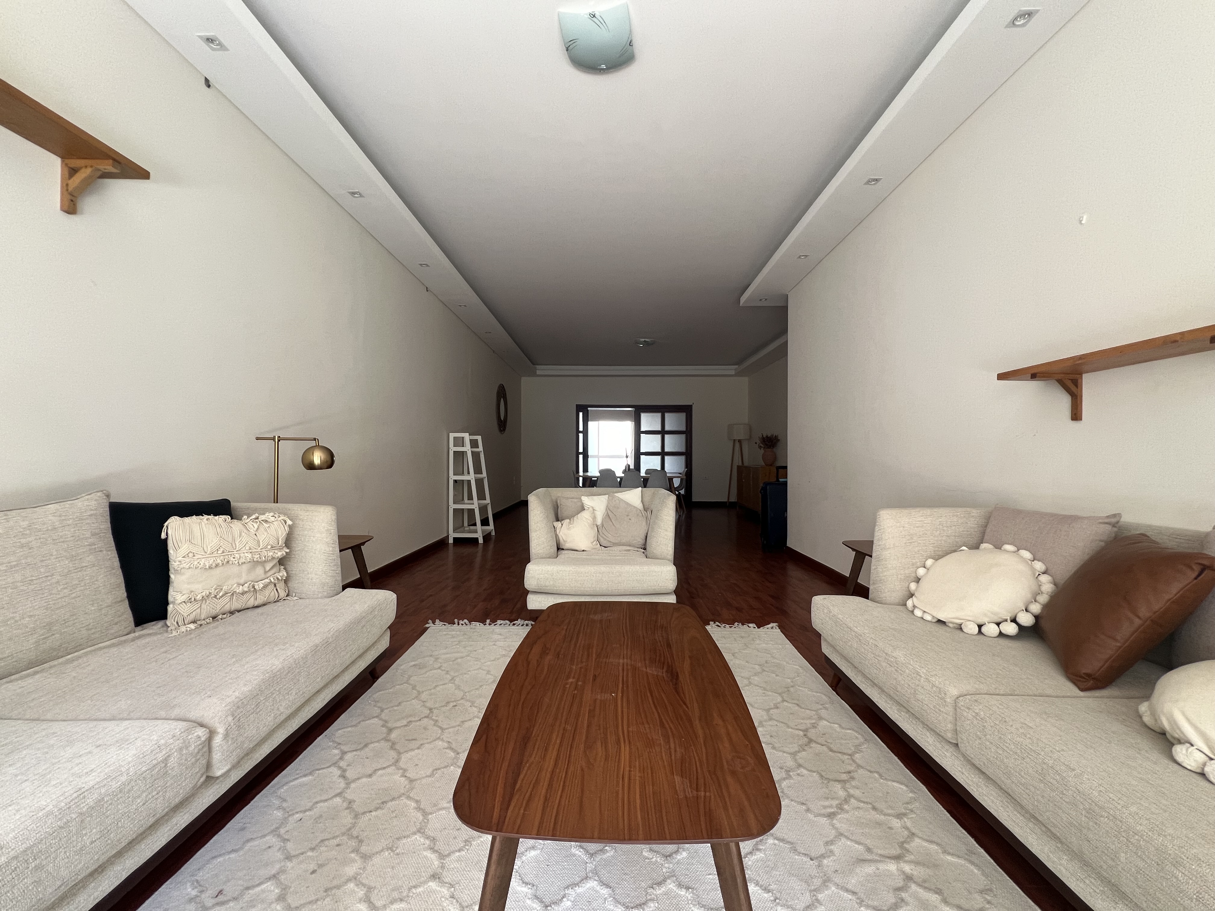 Home in Metric Way