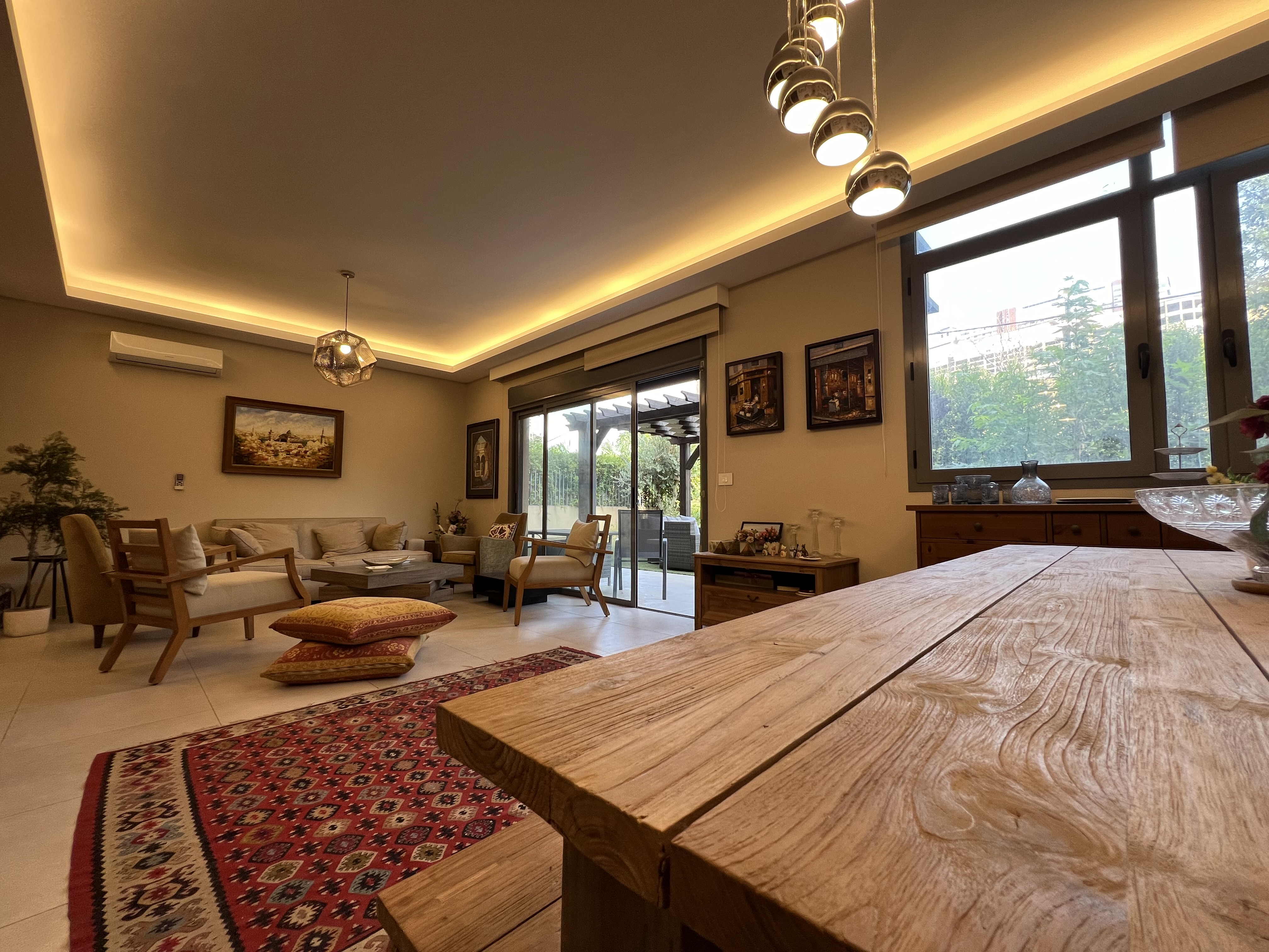 Home in Metric Way