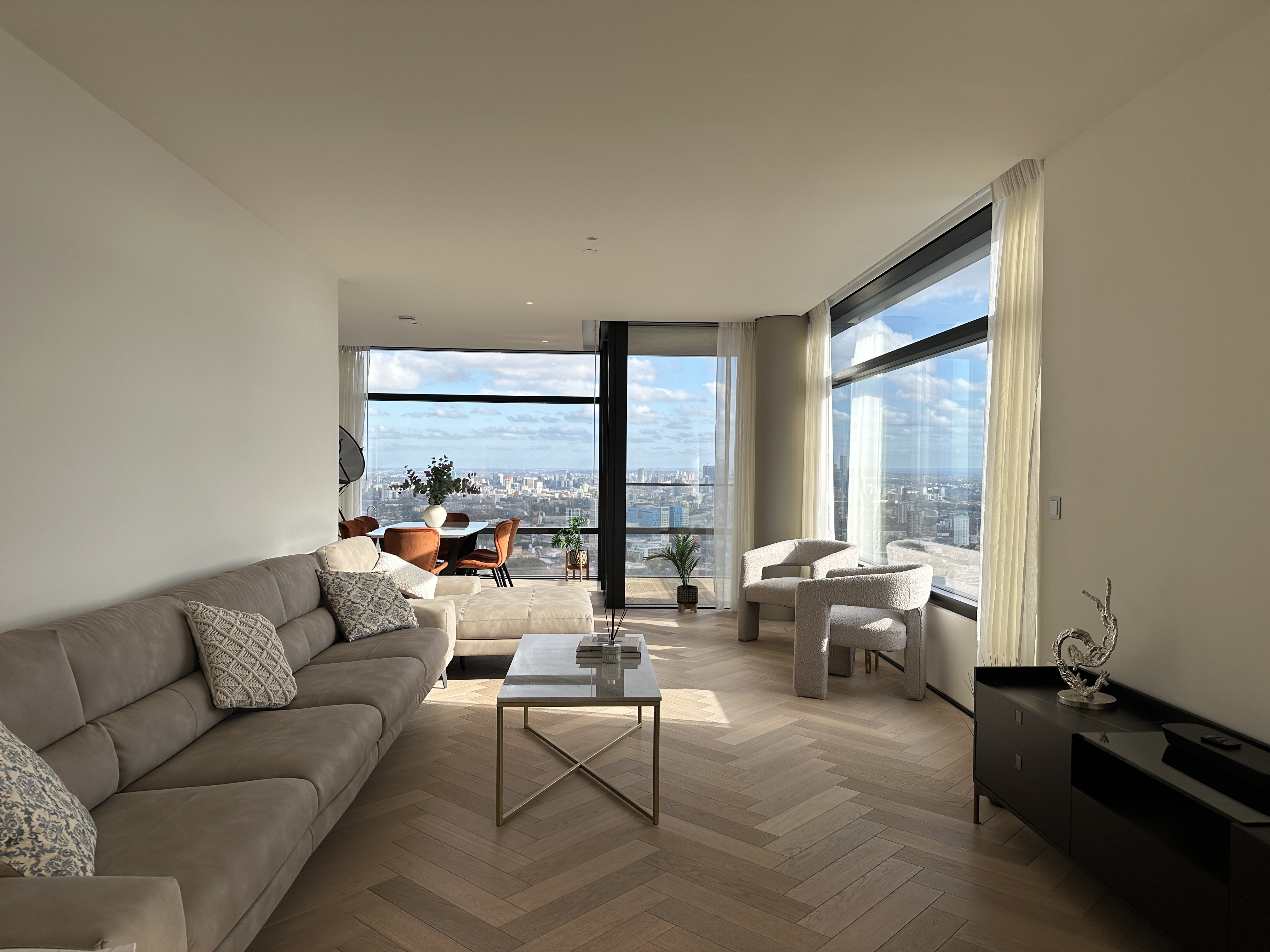 SmoothMove - Luxury Residential Properties for Sale and Rent