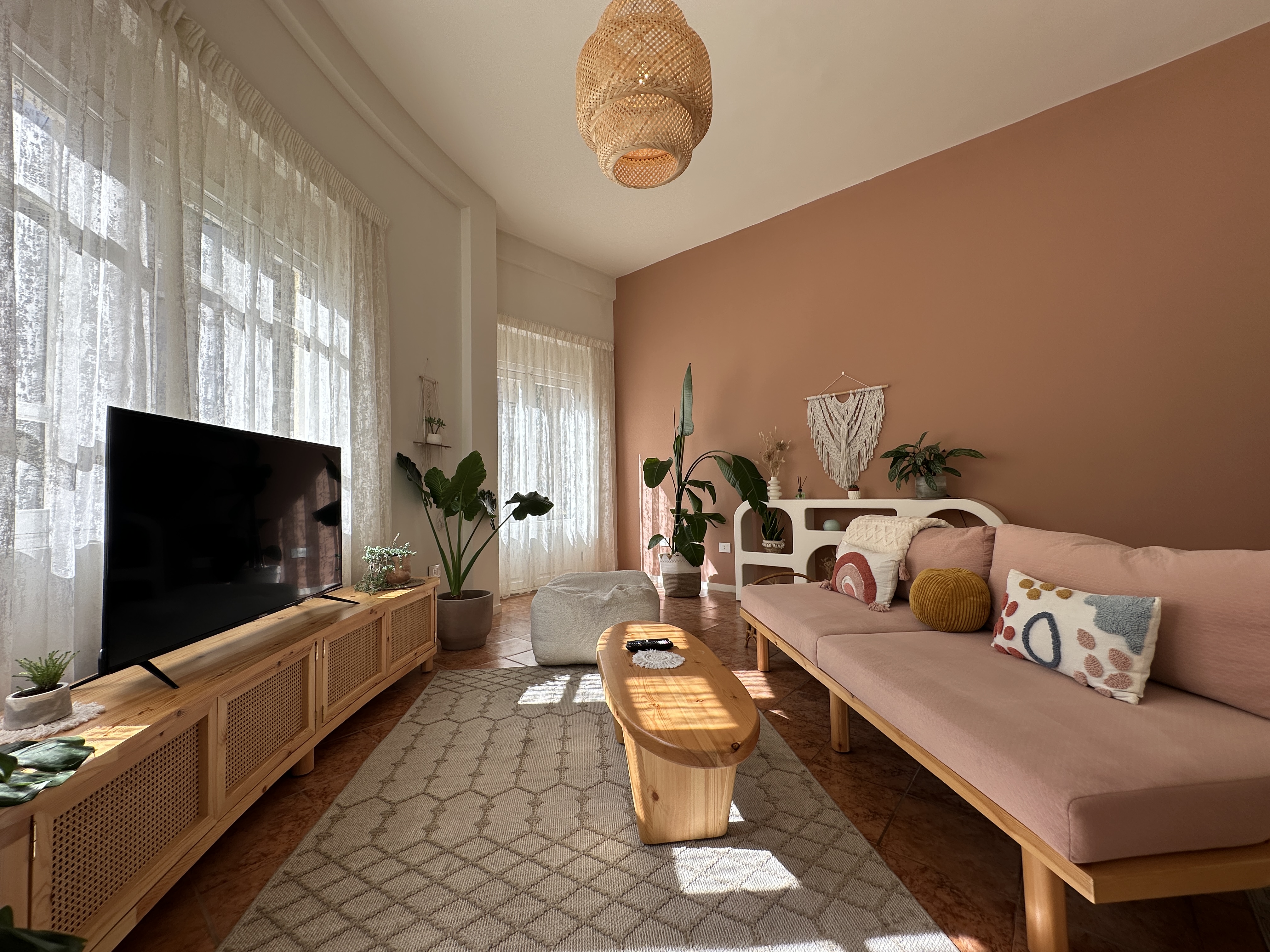 SmoothMove - Luxury Residential Properties for Sale and Rent