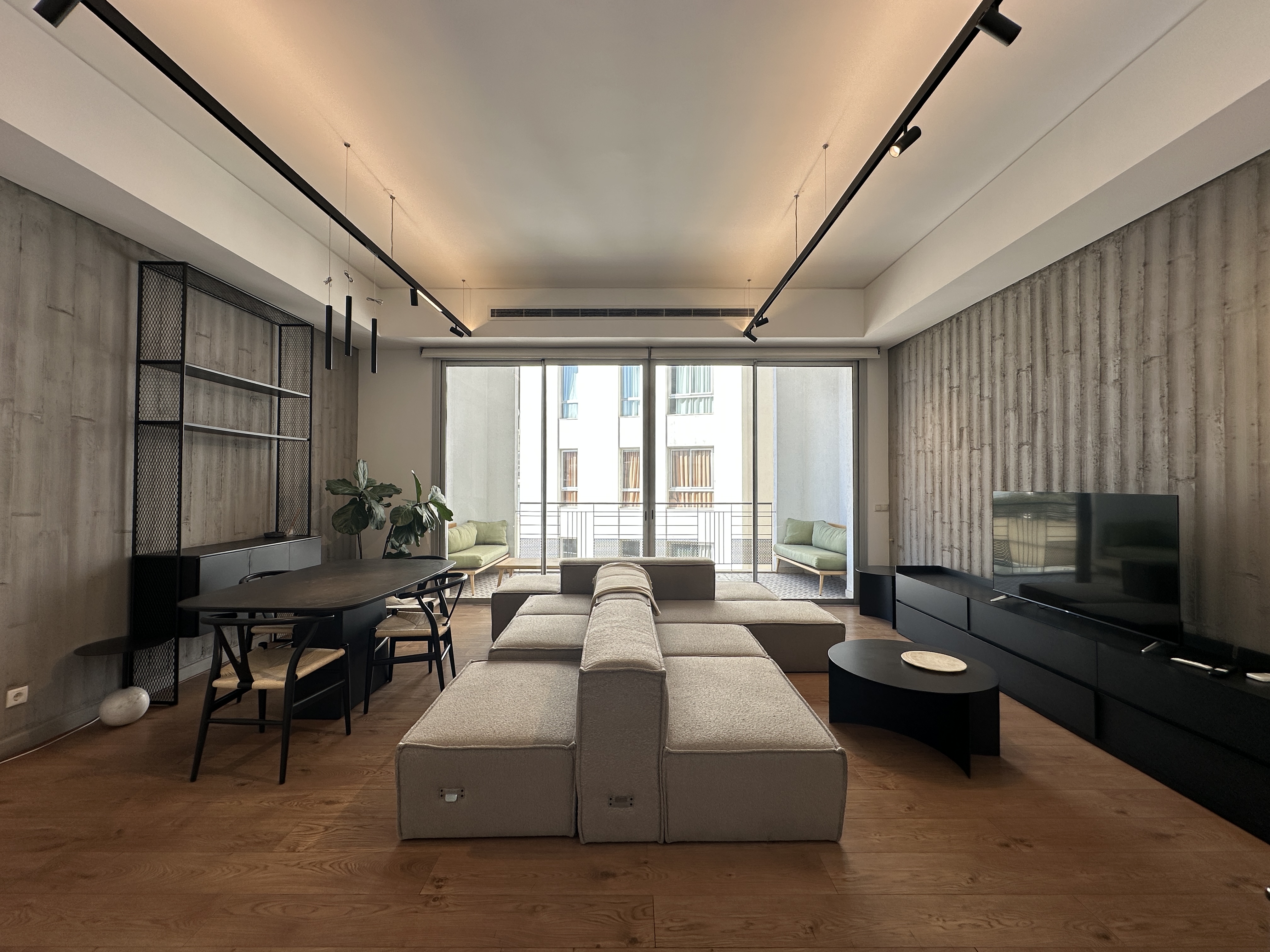 SmoothMove - Luxury Residential Properties for Sale and Rent