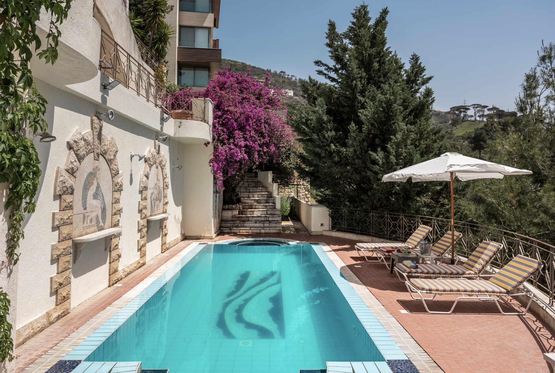 SmoothMove - Luxury Residential Properties for Sale and Rent