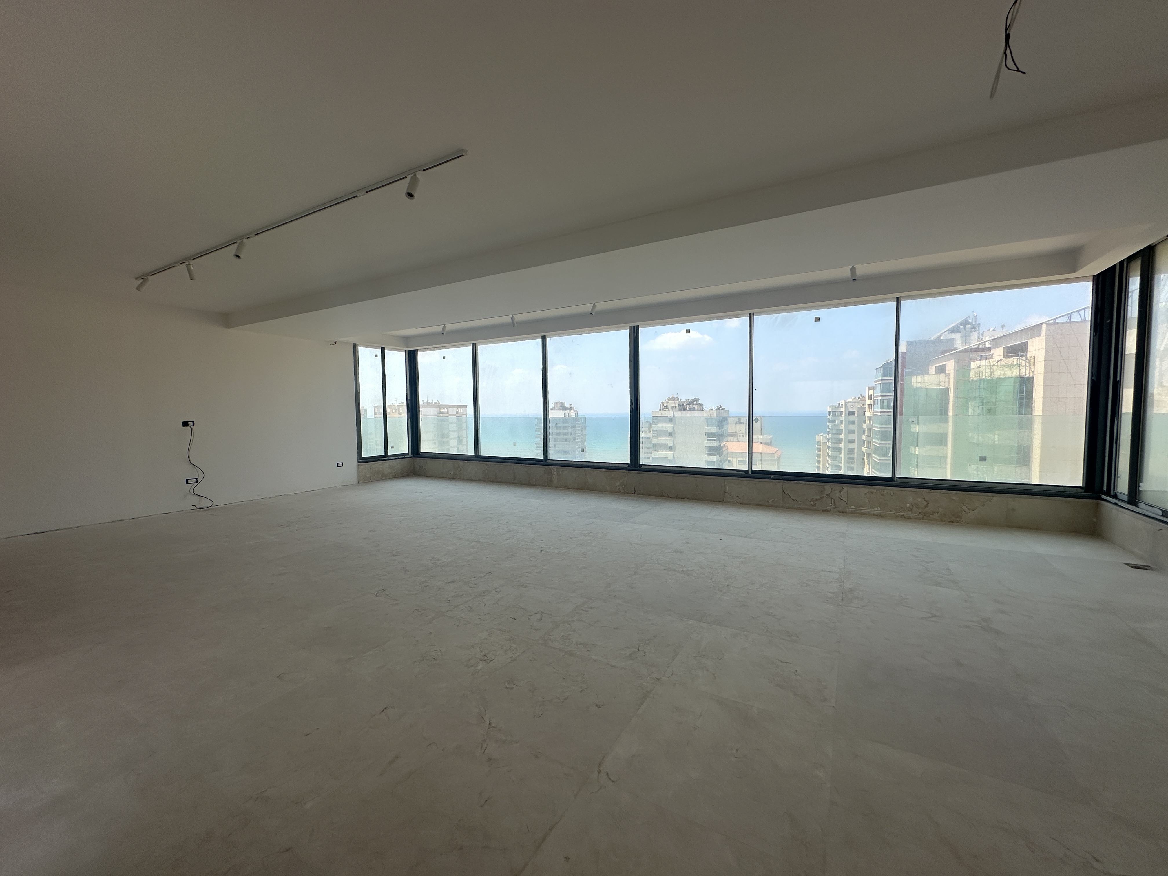 SmoothMove - Luxury Residential Properties for Sale and Rent