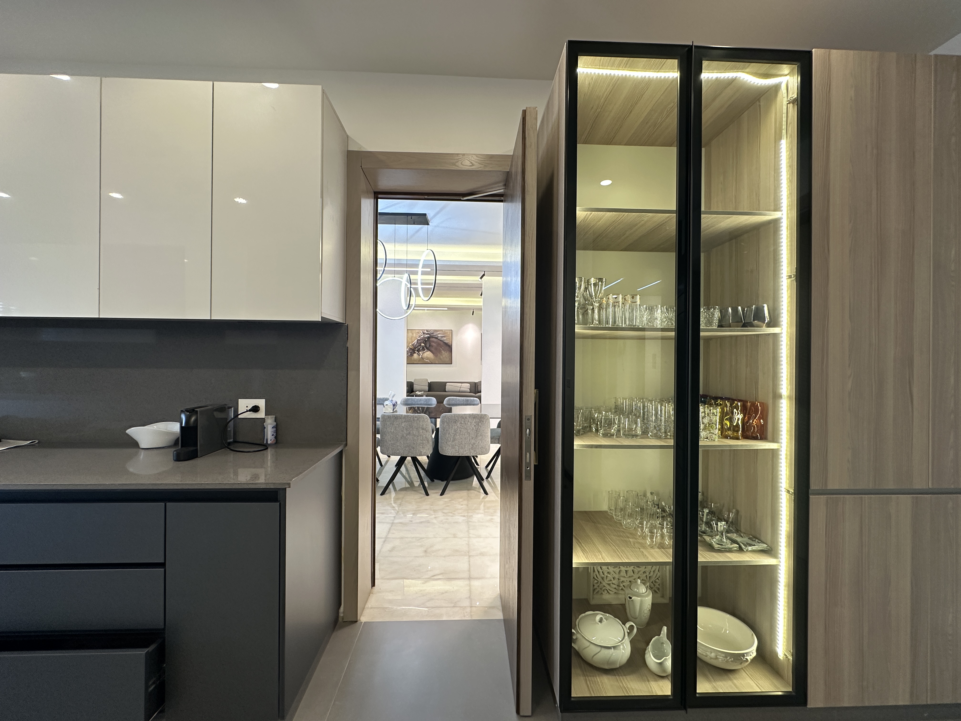 SmoothMove - Luxury Residential Properties for Sale and Rent