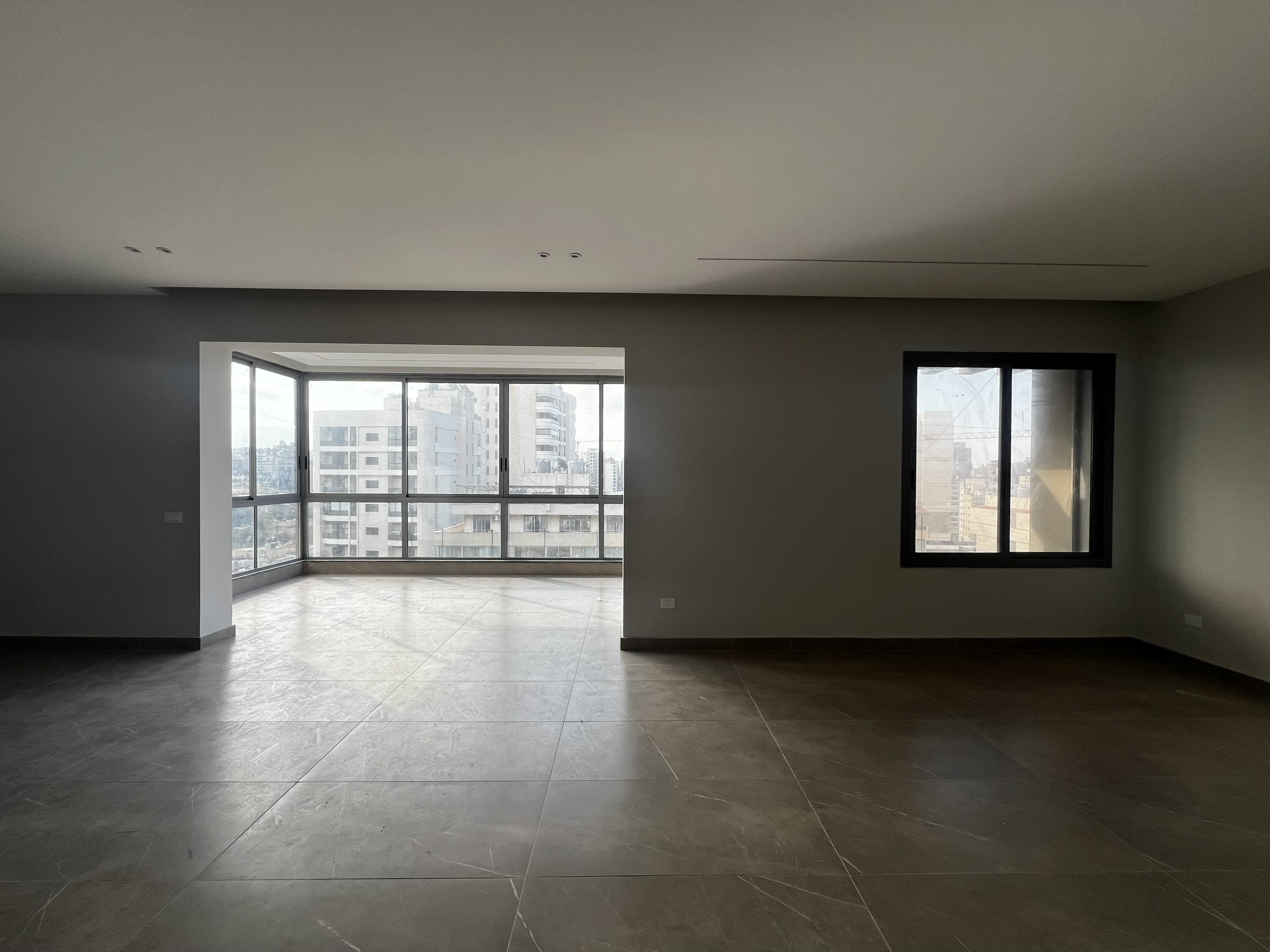 SmoothMove - Luxury Residential Properties for Sale and Rent