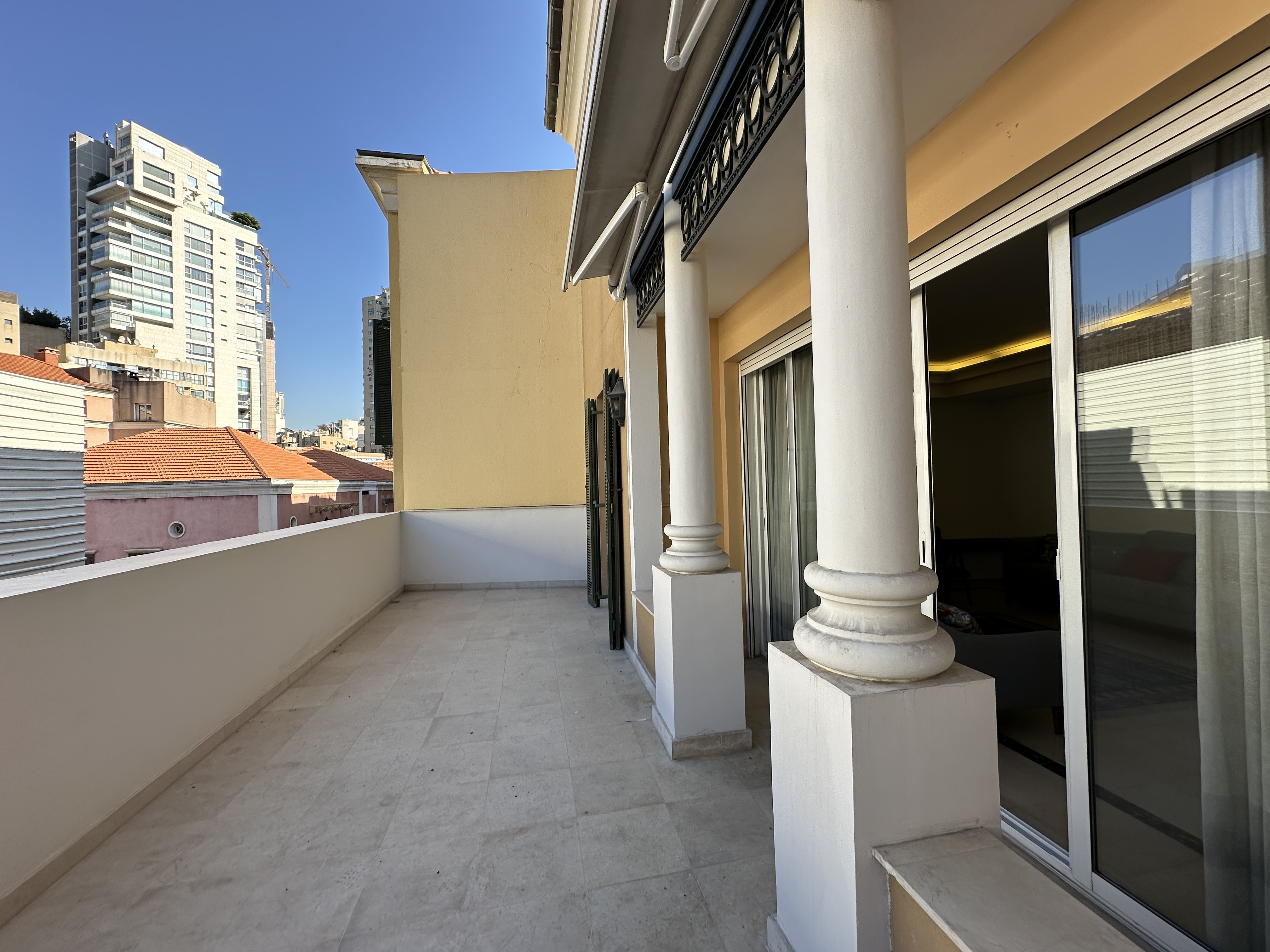 SmoothMove - Luxury Residential Properties for Sale and Rent