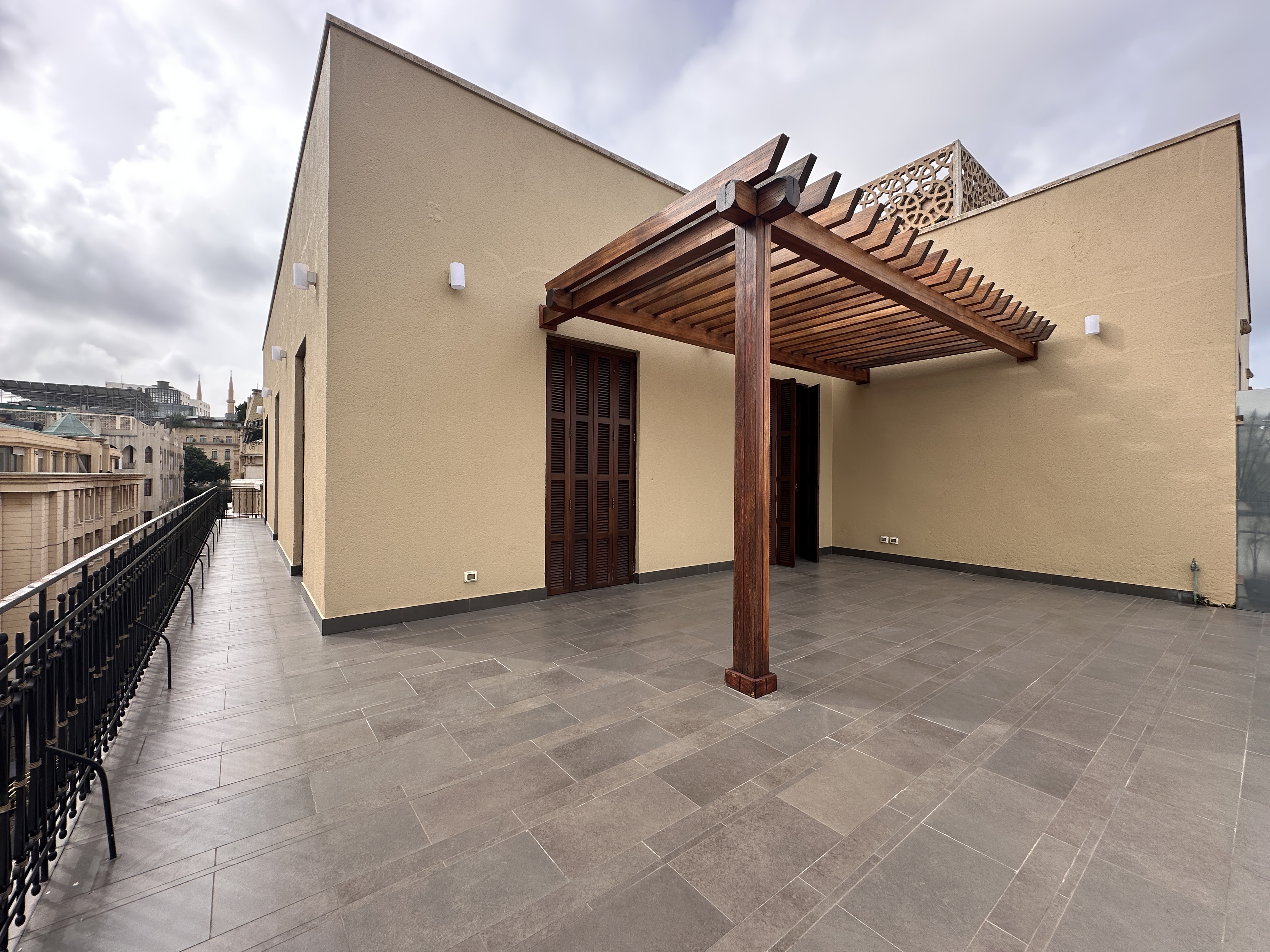 SmoothMove - Luxury Residential Properties for Sale and Rent